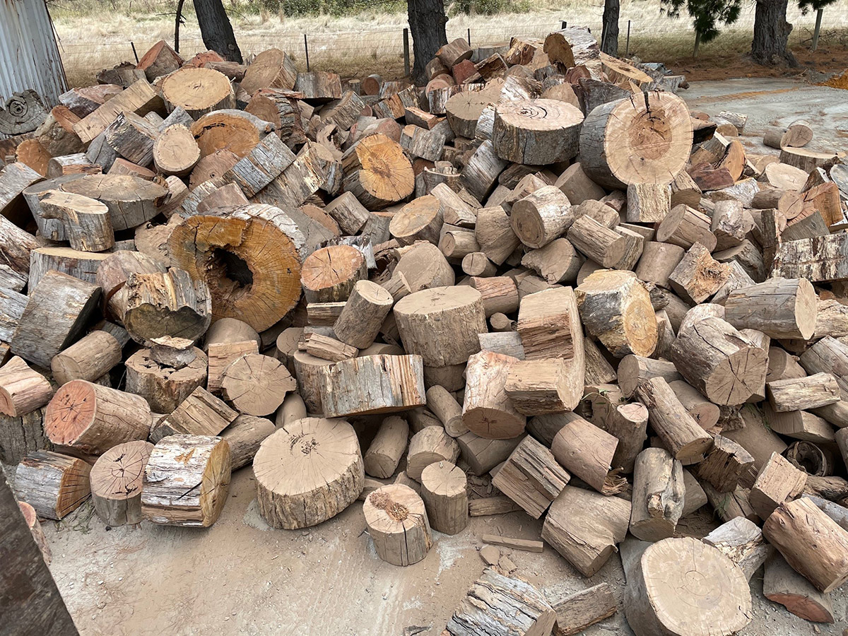 Red Gum Firewood Supplier Near Mornington Peninsula Firewood For Sale